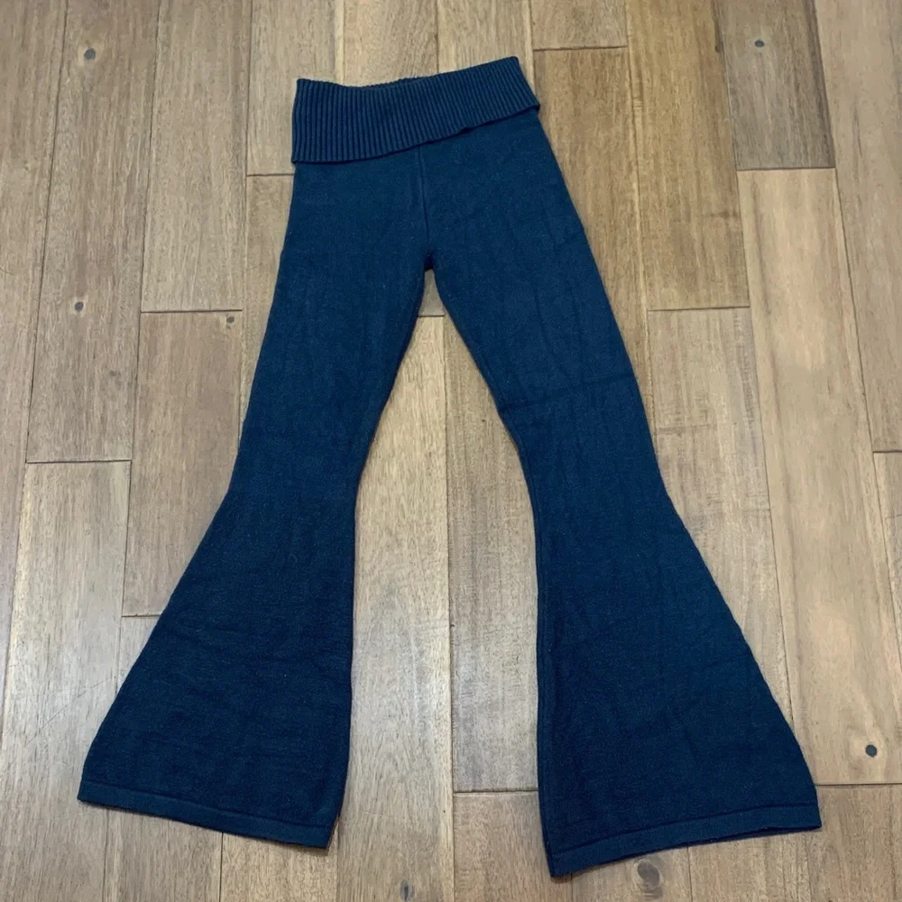 Edikted Womens Navy Flared Pants - Picture 1 of 8
